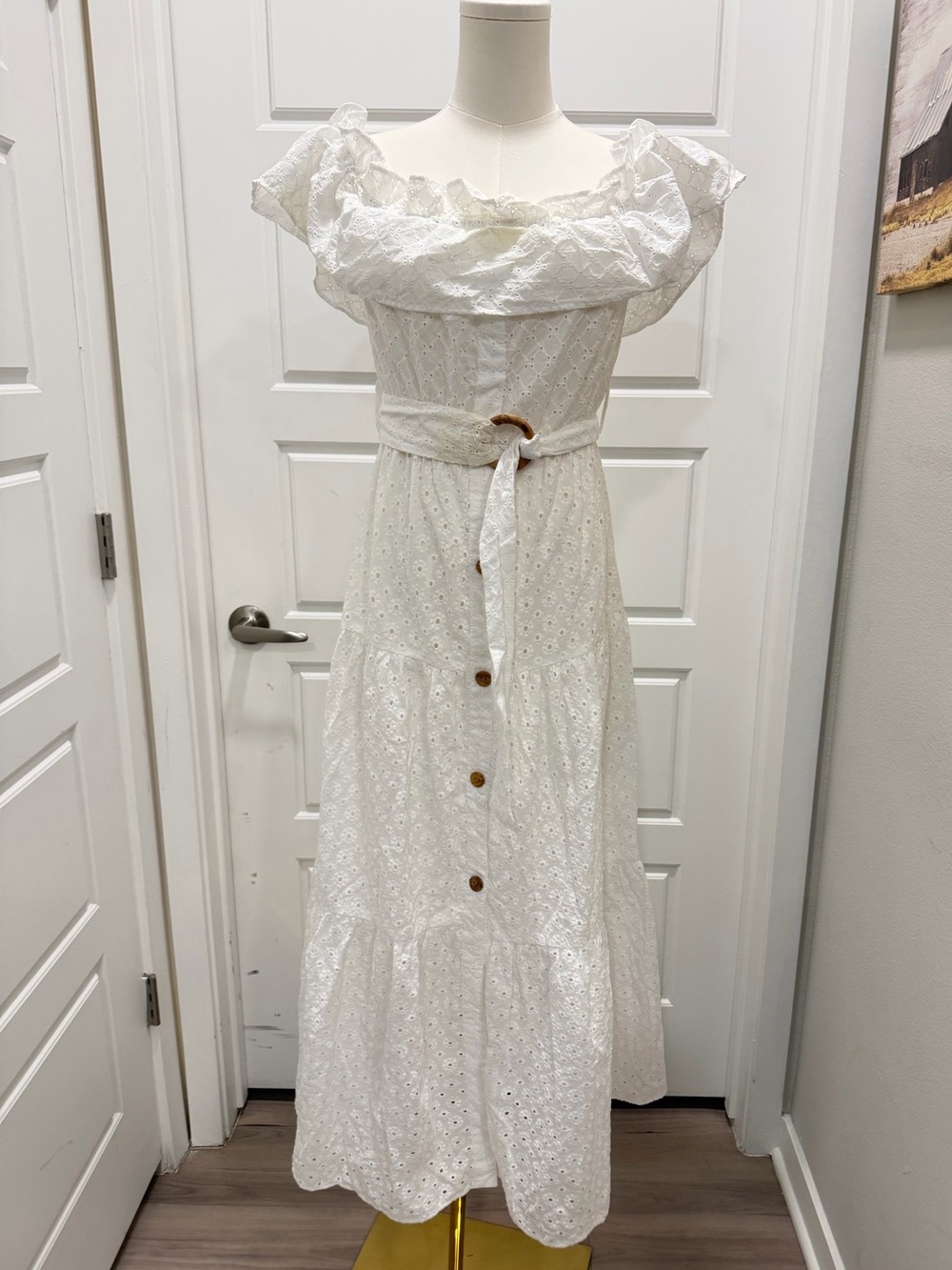 Zara White Eyelet Maxi Dress with Wooden Button Accents - Picture 3 of 10